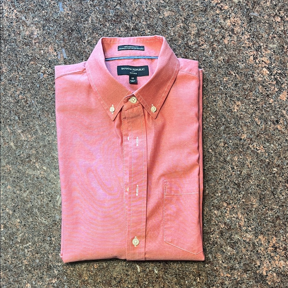 Banana Republic Men's Medium Long-Sleeve Button-Up Shirt - Rose